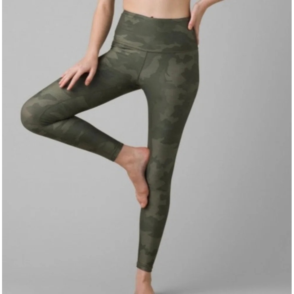 PrAna women XL Layna 7/8 legging camo green gym yoga athletic sport